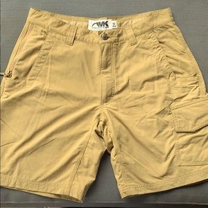 Mountain Khaki shorts